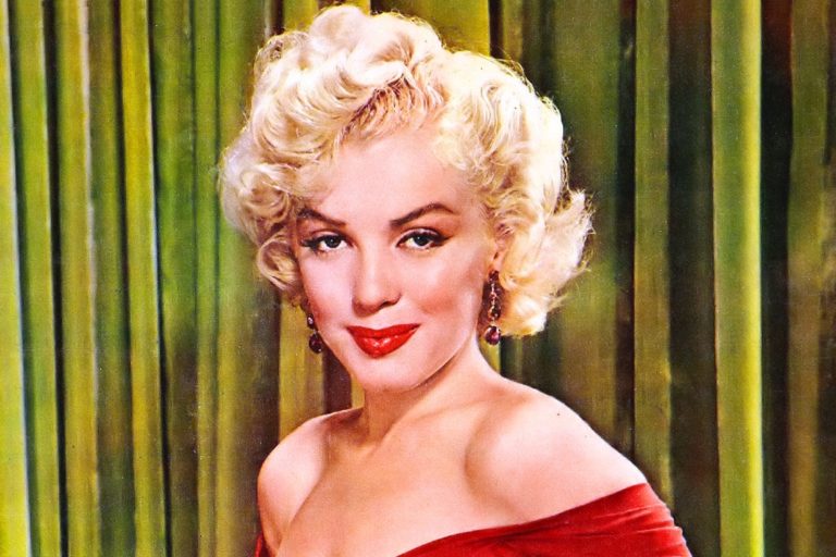 Marilyn Monroe | The Most Iconic Blonde Bombshell